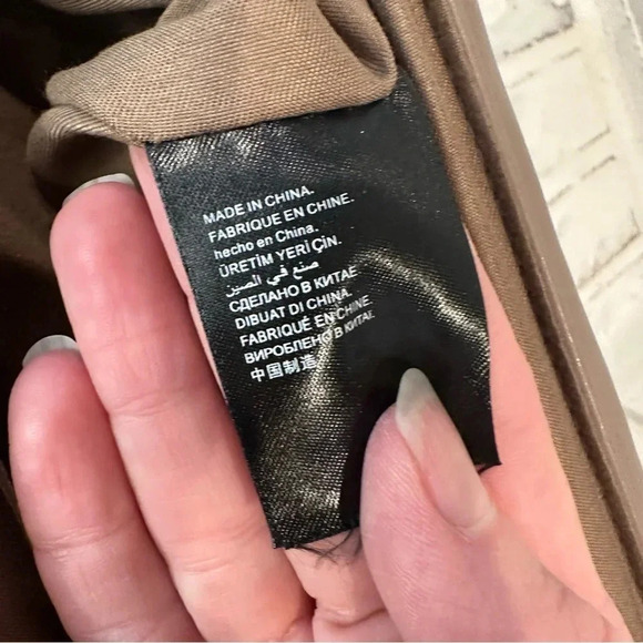 Badgley Mischka Quilted Crossbody Shoulder Gold Chain Buckle Taupe Bag - Picture 11 of 16